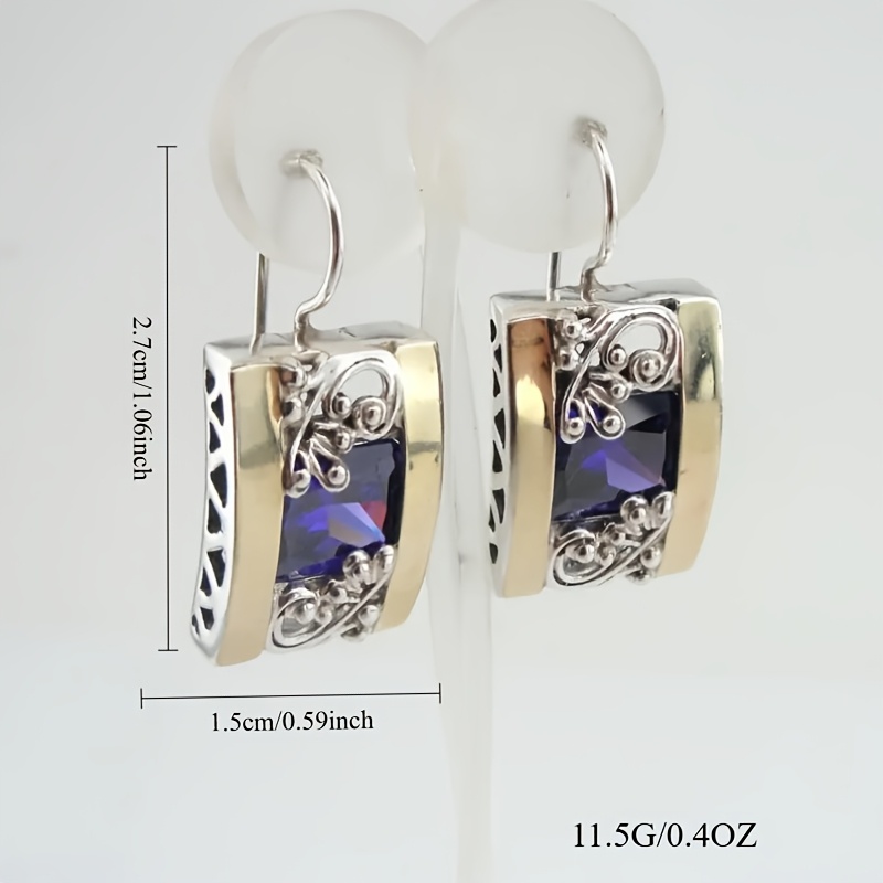 Women's Double-Color Hollow Pattern Square Earrings